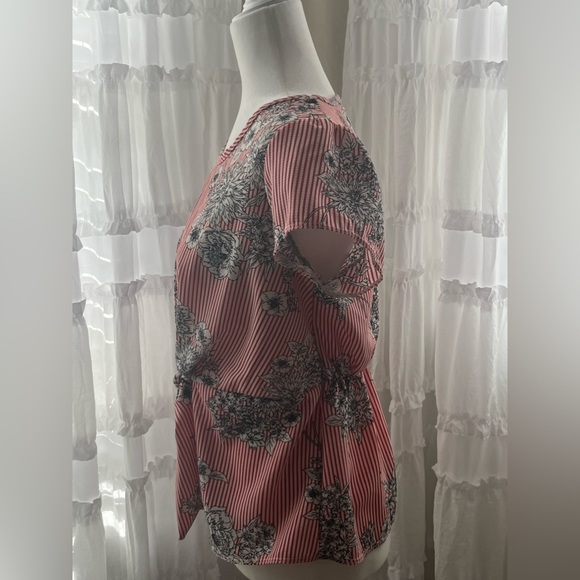 Tiffany and Grey size petite S blouse - Picture 5 of 8